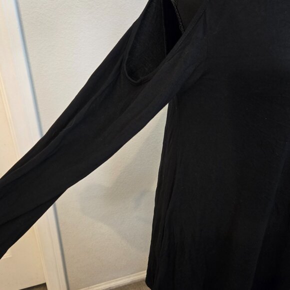 ELAN - Black Cold Shoulder - Long Sleeve Tunic Dress with Pockets - Size L - EUC - Picture 3 of 4